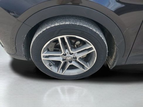 Used 2017 Hyundai Santa Fe SE image 10