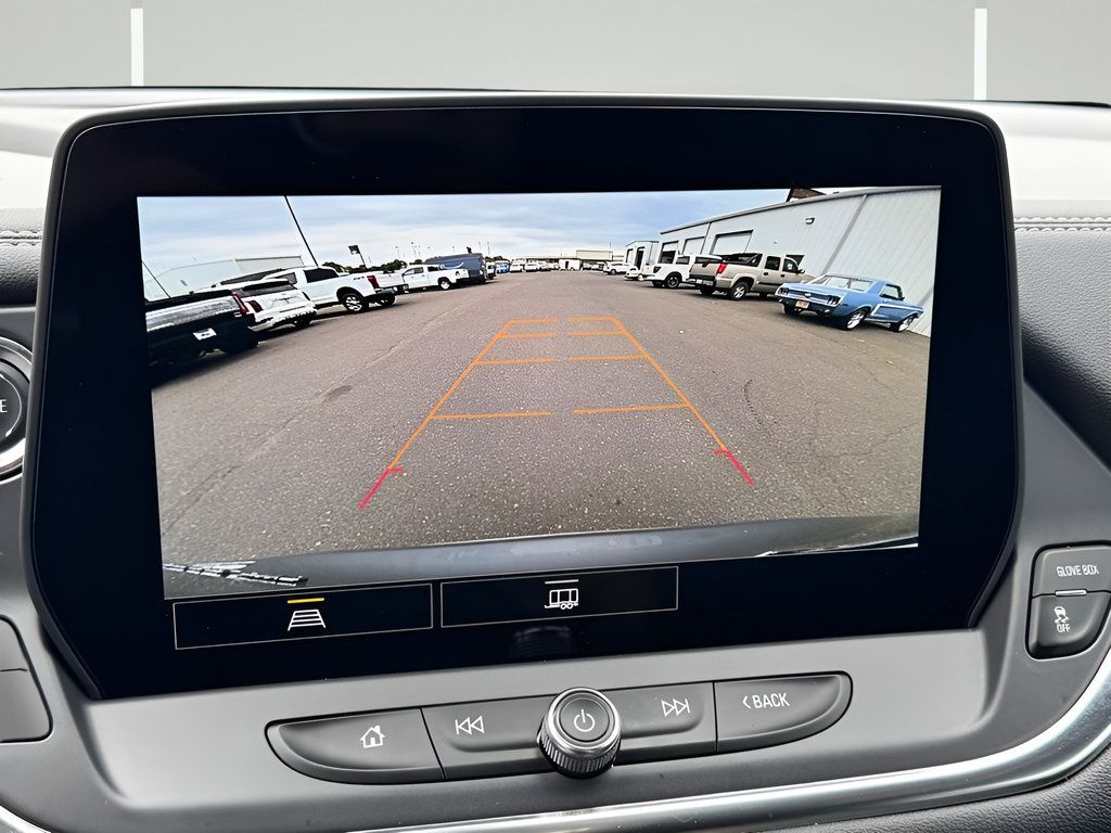 Used 2025 Chevrolet Blazer LT AWD/4WD image 14