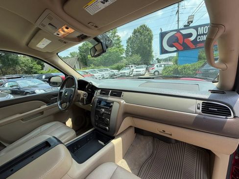 Used 2012 Chevrolet Tahoe LT w/ Suspension Package, Off-Road AWD/4WD image 27