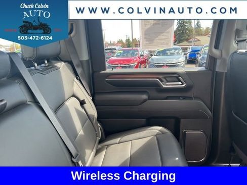 Used 2024 GMC Sierra 3500 Denali w/ Technology Package AWD/4WD image 31