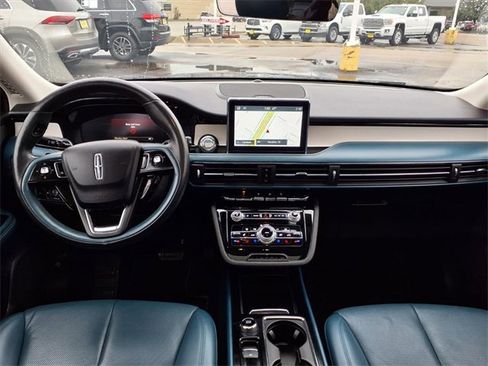 Certified 2021 Lincoln Corsair Reserve image 4