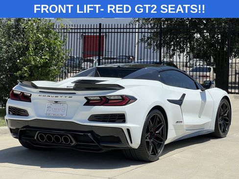 Used 2025 Chevrolet Corvette Z06 w/ Stealth Interior Trim Package RWD image 3