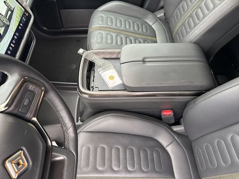 Used 2022 Rivian R1S Launch Edition AWD/4WD image 29
