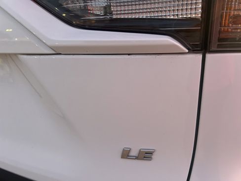 Used 2024 Toyota RAV4 LE image 7