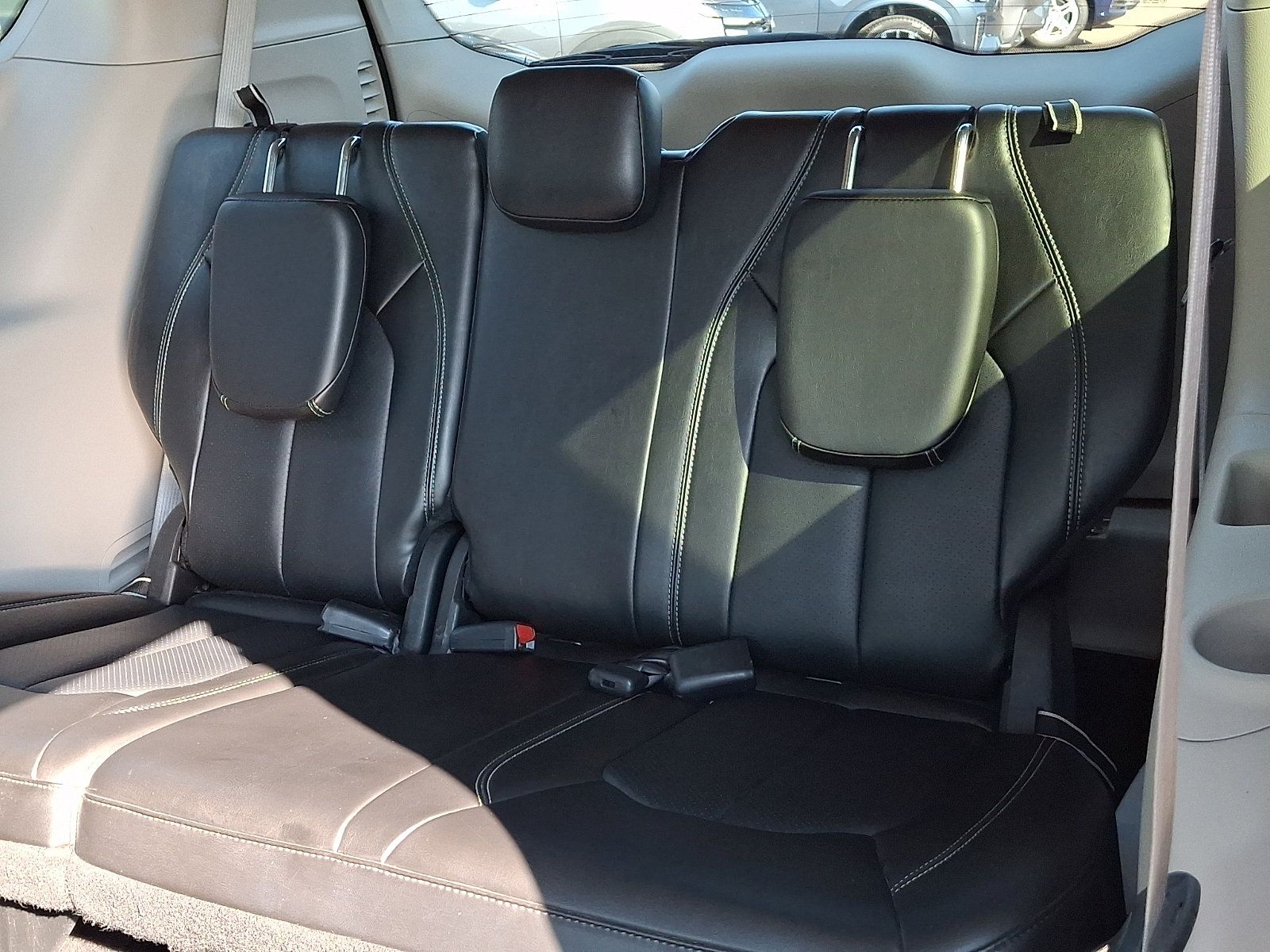 Used 2024 Chrysler Pacifica Touring-L FWD image 10