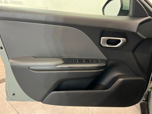 Used 2025 Kia K4 LXS image 15