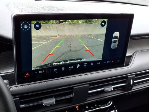 Used 2024 Lincoln Corsair FWD image 21