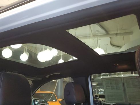 Used 2022 Mercedes-Benz GLB 35 AMG 4MATIC image 15