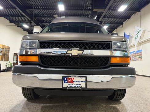 Used 2014 Chevrolet Express 3500 LT w/ LT Preferred Equipment Group RWD image 12