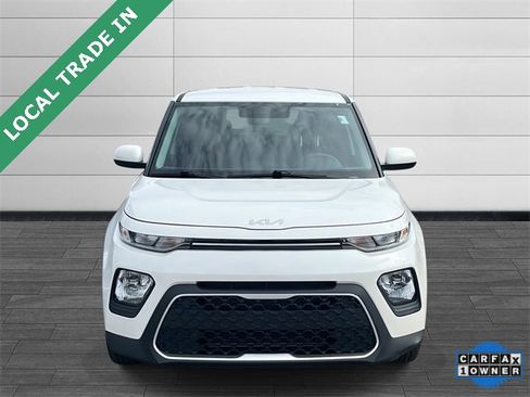 Used 2022 Kia Soul LX image 8