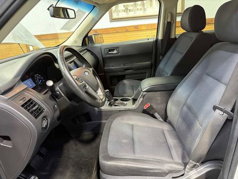 Used 2016 Ford Flex SE image 16