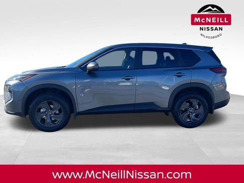 New 2026 Nissan Rogue SV w/ Cold Weather Package image 4