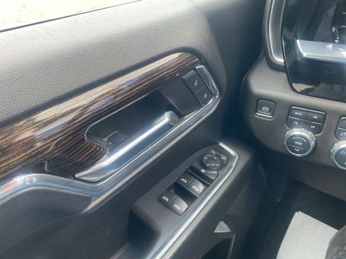Used 2024 GMC Sierra 1500 SLE AWD/4WD image 17