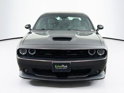 Used 2019 Dodge Challenger GT w/ Blacktop Package AWD/4WD image 2