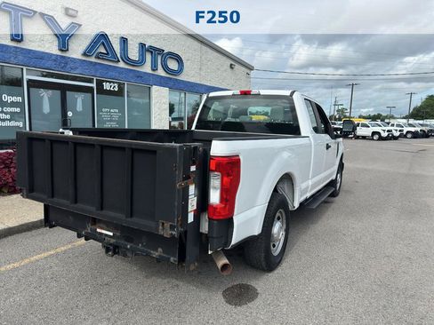 Used 2017 Ford F250 XL w/ Power Equipment Group RWD image 4