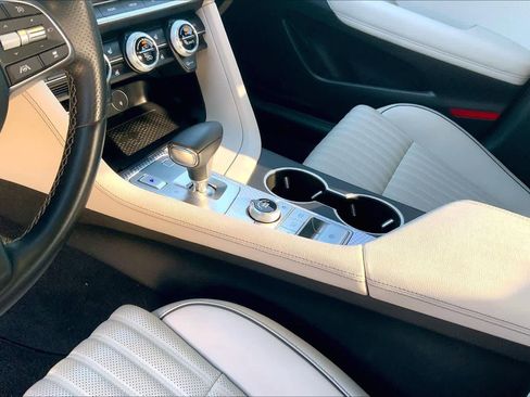 Used 2023 Genesis G70 2.0T w/ Sport Prestige Package image 17