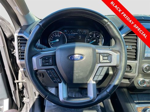 Used 2021 Ford Expedition Platinum image 11