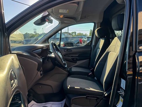 Used 2019 Ford Transit Connect XL FWD image 18