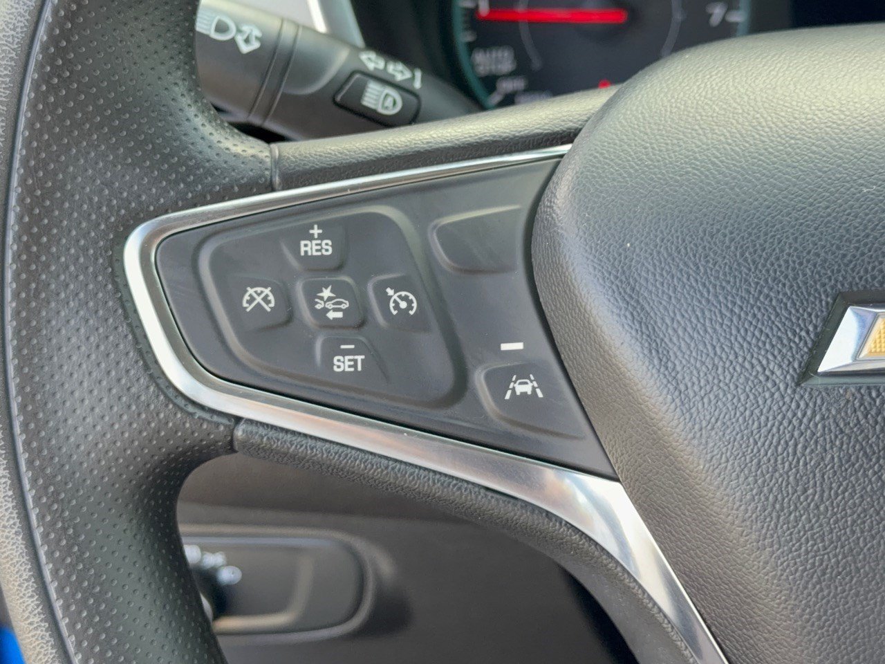 Used 2024 Chevrolet Equinox LS w/ Sport Edition FWD image 18