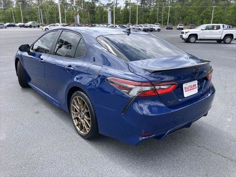 Certified 2024 Toyota Camry SE image 3