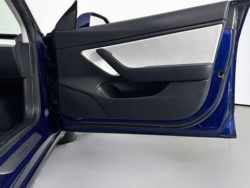 Used 2020 Tesla Model 3 Long Range image 22