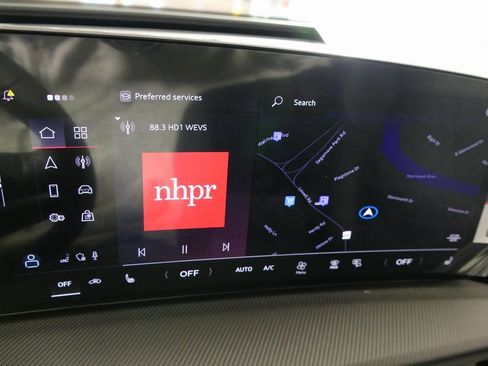 New 2025 Audi SQ5 Premium image 17