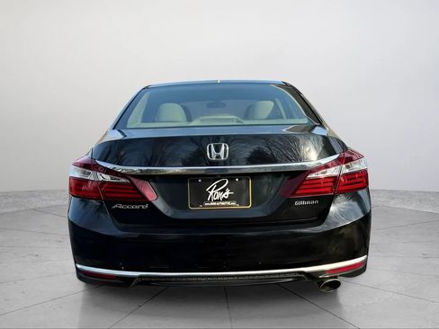 Used 2016 Honda Accord LX image 7