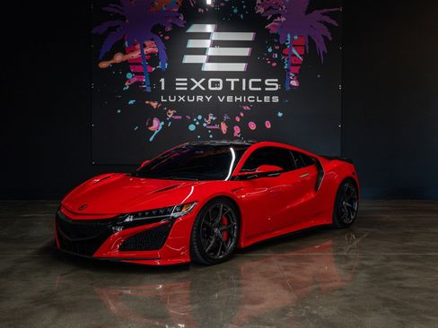 Used 2020 Acura NSX image 1