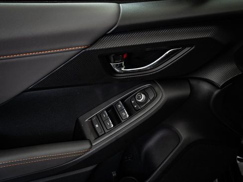 Used 2025 Subaru Crosstrek 2.5i Limited w/ Popular Package #3A image 24