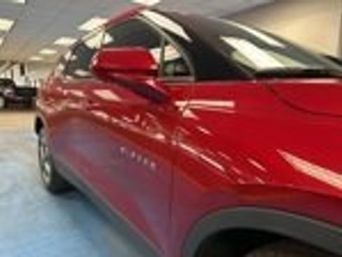 Used 2025 Chevrolet Blazer LT image 13