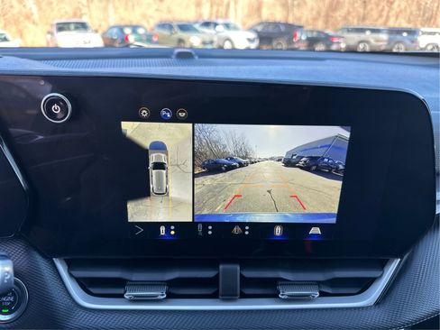 Used 2025 Chevrolet Equinox LT w/ Convenience Package II AWD/4WD image 15