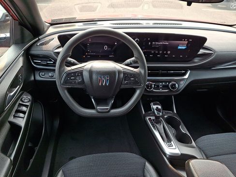 Used 2026 Buick Envista Preferred FWD image 11