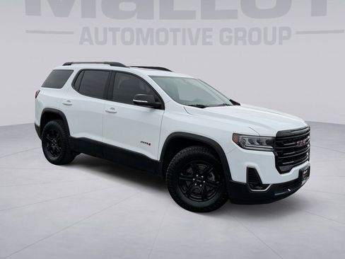 Used 2023 GMC Acadia AT4 image 1