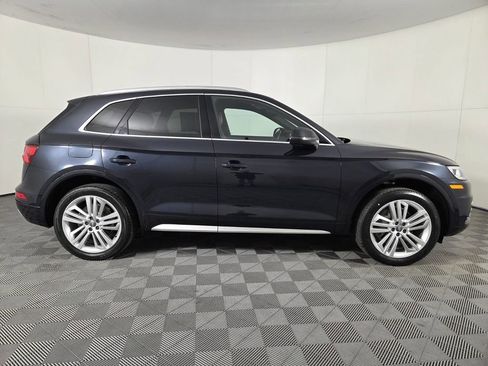 Used 2018 Audi Q5 2.0T Premium Plus w/ Premium Plus Package image 3