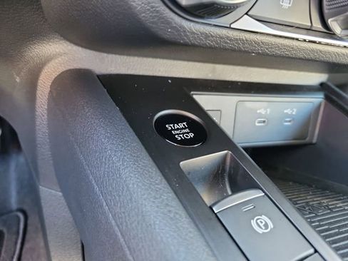 Used 2025 Nissan Kicks SV w/ Charging Package FWD image 24