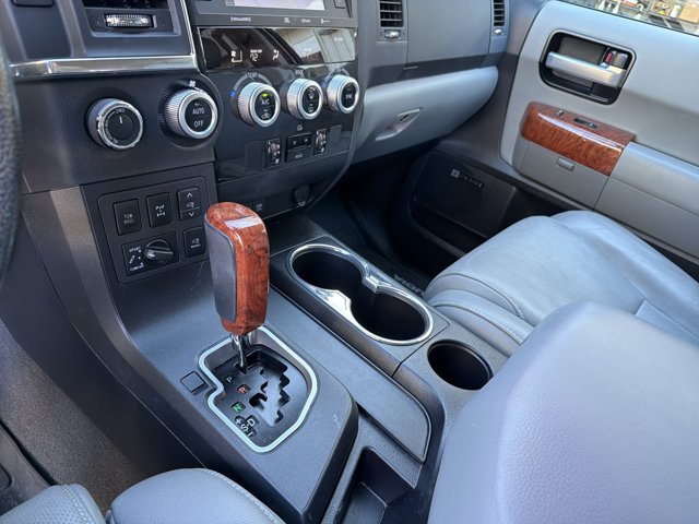 Used 2020 Toyota Sequoia Platinum AWD/4WD image 21