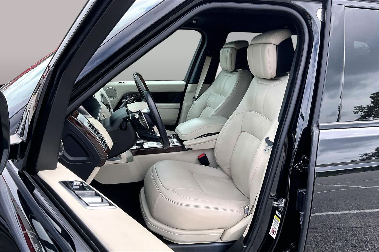 Used 2020 Land Rover Range Rover Long Wheelbase Autobiography AWD/4WD image 8