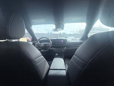 Used 2025 Buick Envista Preferred w/ Convenience I Package image 12