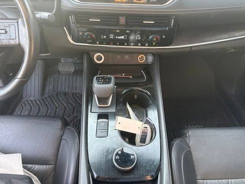 Used 2022 Nissan Rogue Platinum w/ Head-Up Display Package AWD/4WD image 20