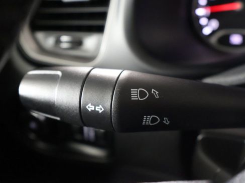 Used 2022 Jeep Renegade Limited image 39