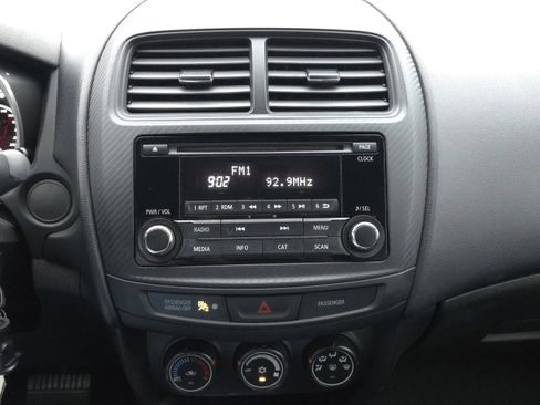 Used 2015 Mitsubishi Outlander Sport ES image 17