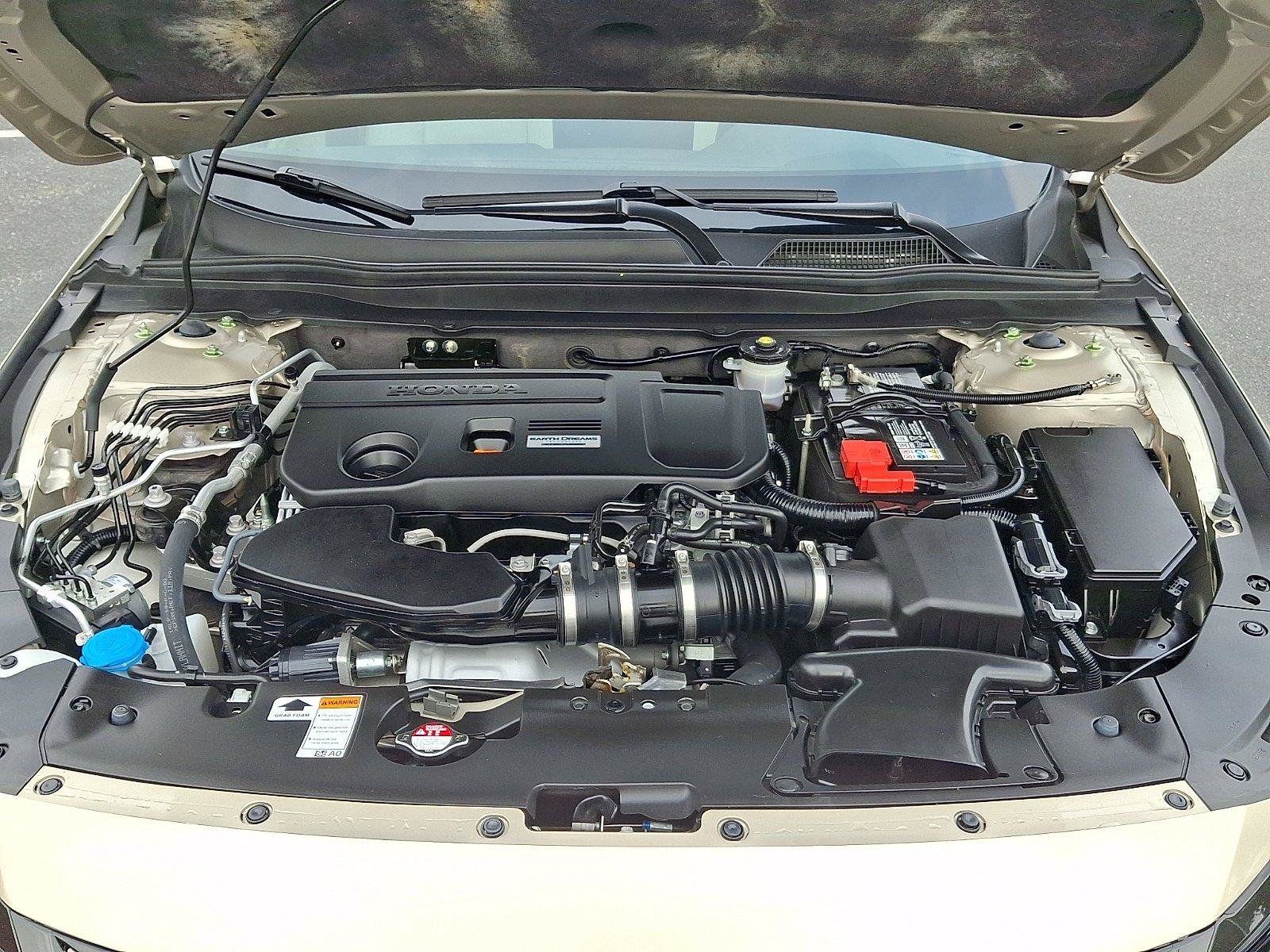 Used 2020 Honda Accord Touring image 28