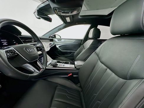 Used 2022 Audi S7 Prestige w/ Prestige Package image 21