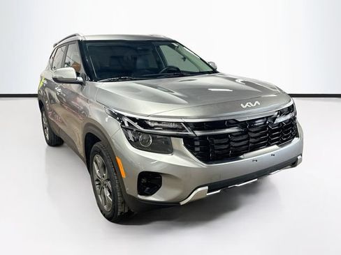 Used 2024 Kia Seltos S AWD/4WD image 1