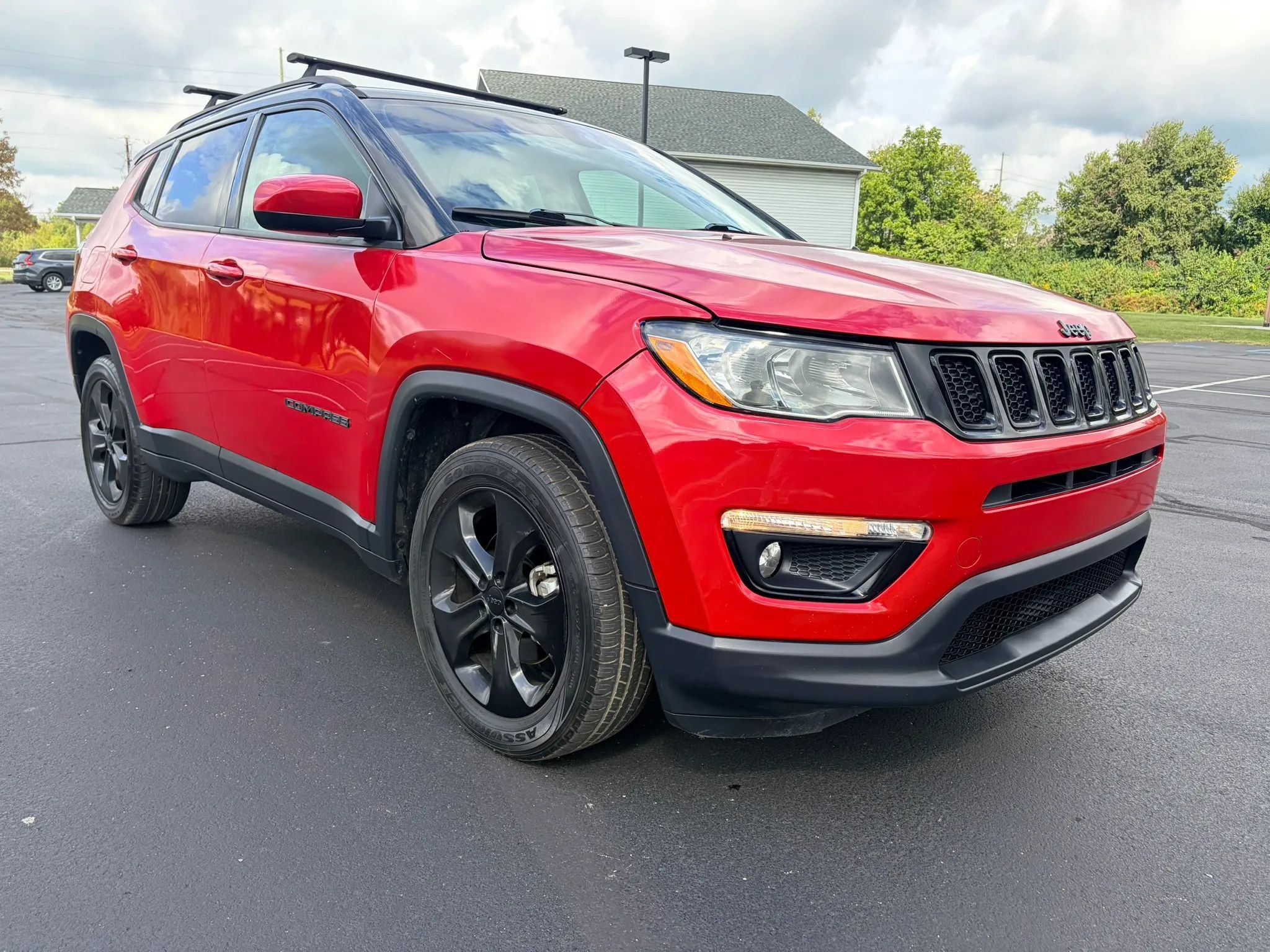 Used 2018 Jeep Compass Latitude w/ Popular Equipment Group FWD image 7