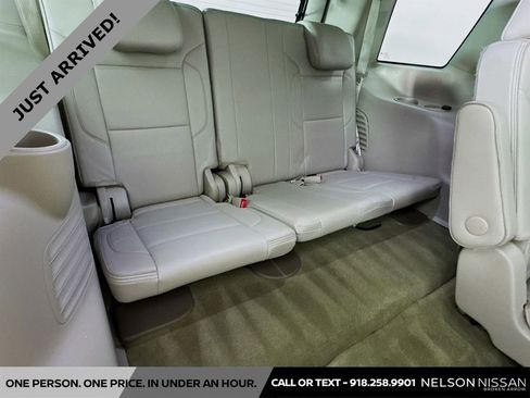 Used 2017 GMC Yukon Denali w/ Open Road Package AWD/4WD image 30