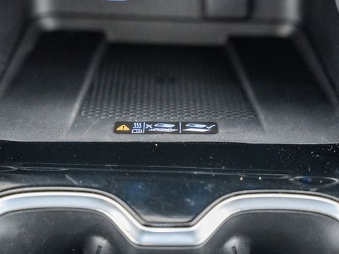 Used 2024 Chevrolet Traverse Z71 w/ Enhanced Driving Package image 28