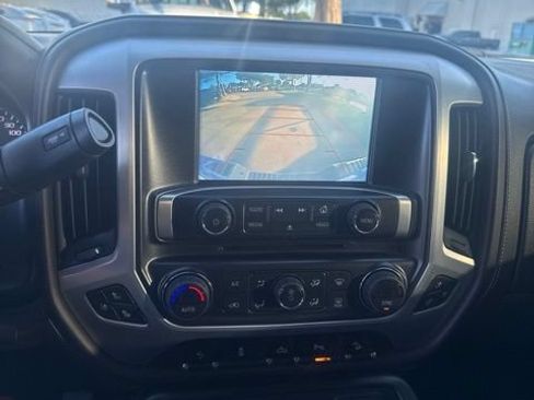 Used 2018 GMC Sierra 1500 SLT w/ Texas SLT Premium Package AWD/4WD image 9