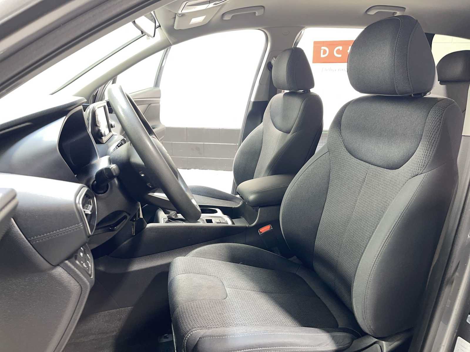 Used 2019 Hyundai Santa Fe SE AWD/4WD image 10