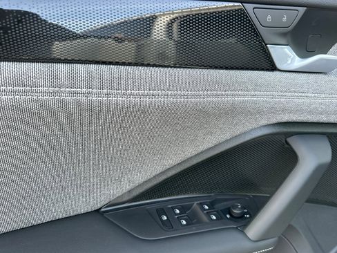 New 2026 Volkswagen Tiguan S AWD/4WD image 10